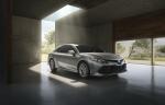 Toyota Camry Hybrid XLE 2017 года (NA)